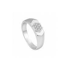 Hexa Shine – Geometric Silver Ring