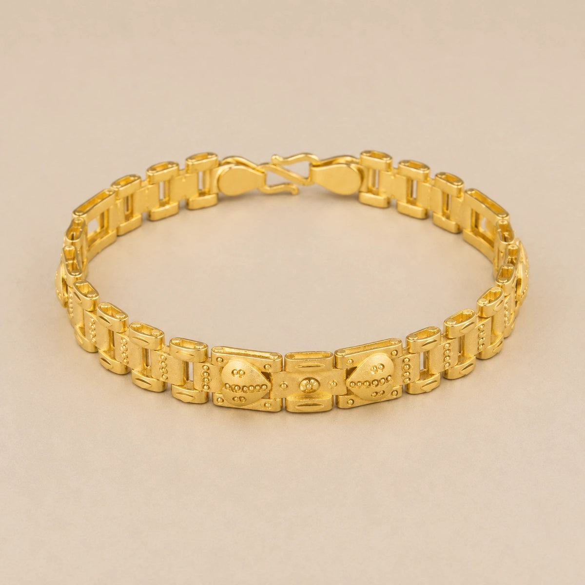 Textured Heritage Link Bracelet