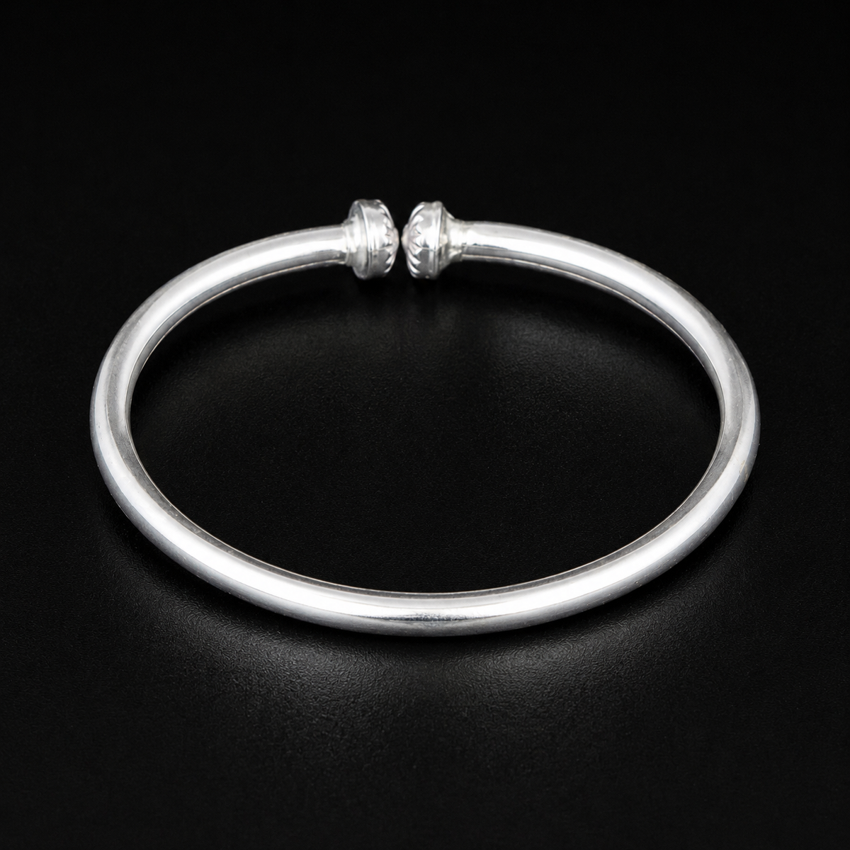 Minimal Round Kids Bangle