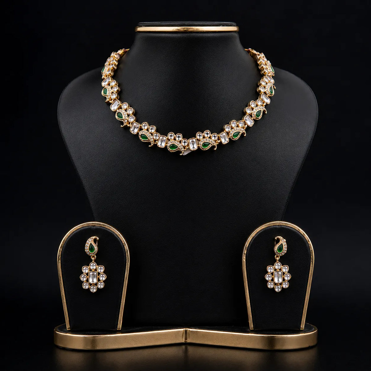 Green & White Stone Necklace Set