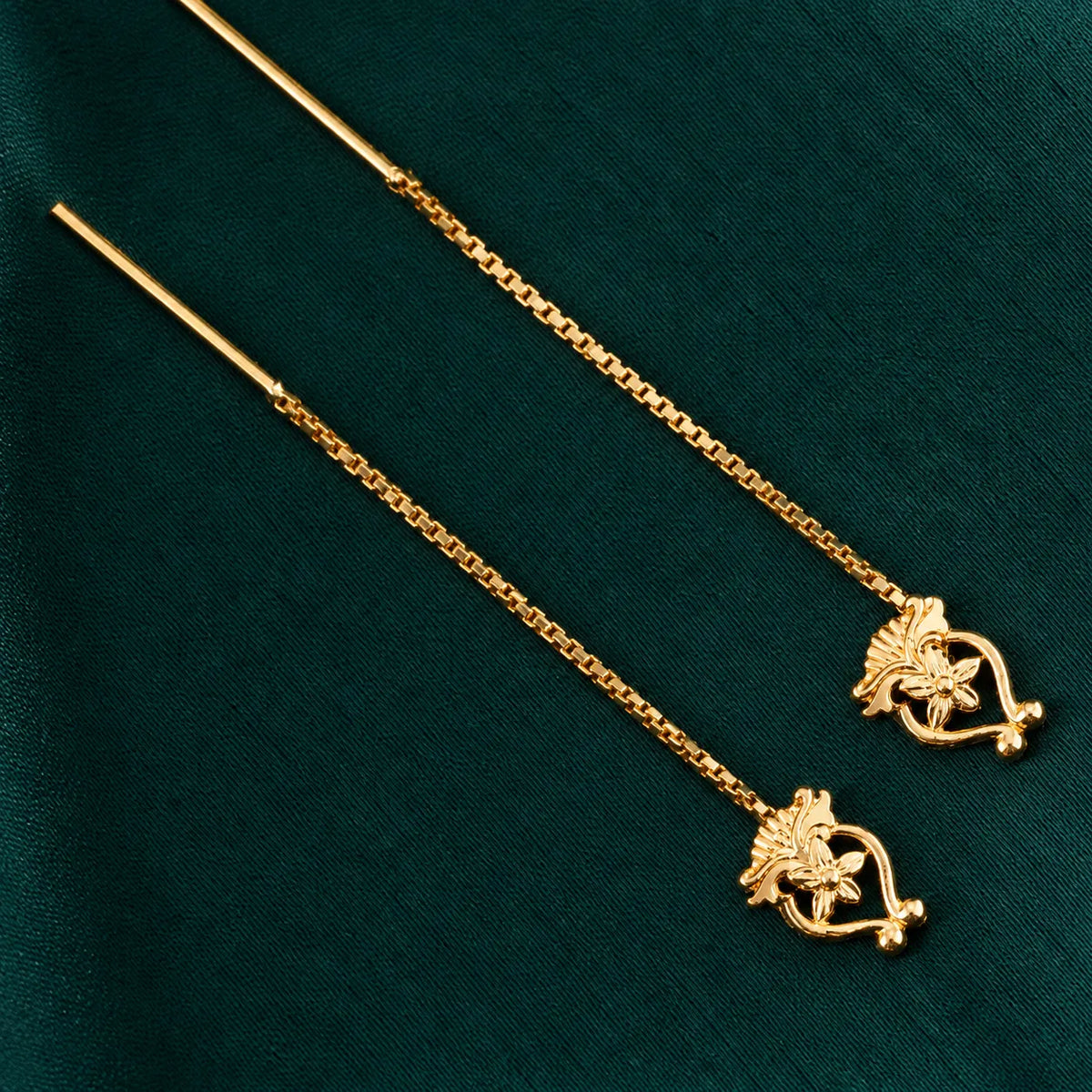 Floral Design Sui Dhaga Earrings